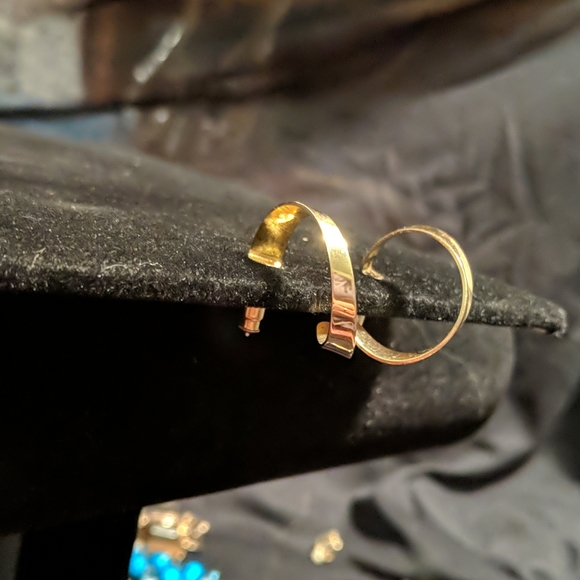 3 for $110 Earrings hoops - Picture 2 of 2